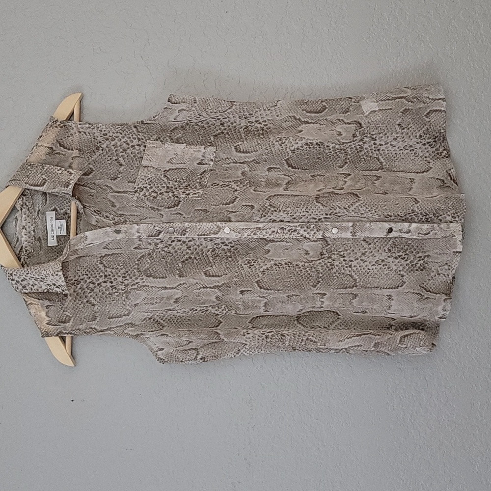 Liz Claiborne Sheer Skinskin Print Sleeveless Button Down